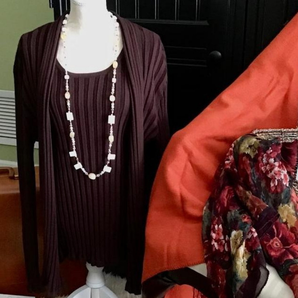 Evan Picone Twin Set - Picture 2 of 5